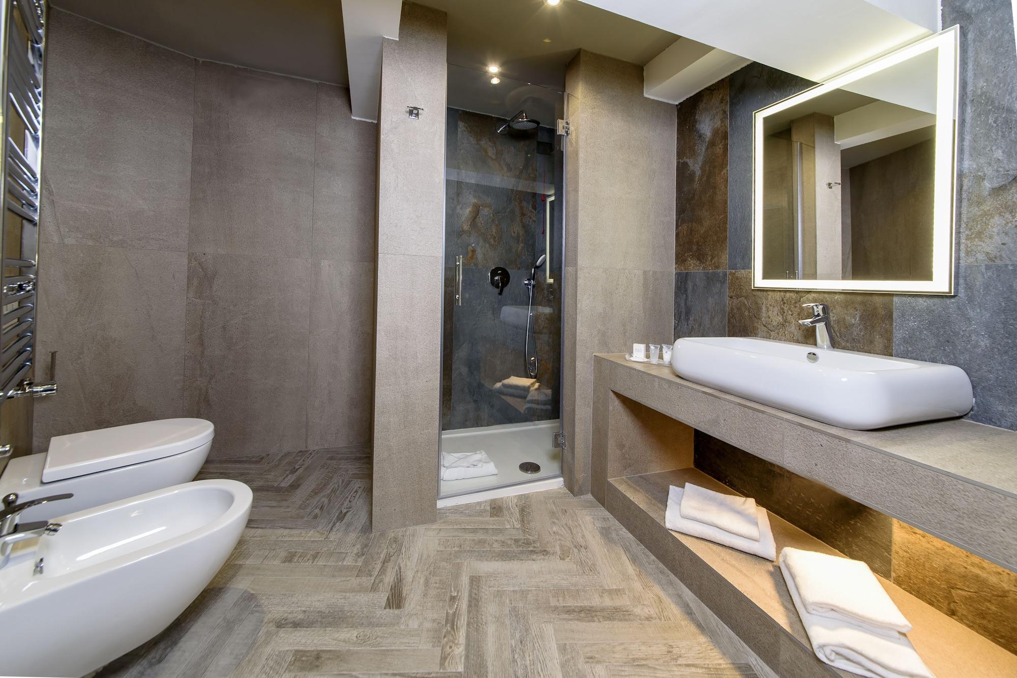 Just Hotel Milano Esterno foto