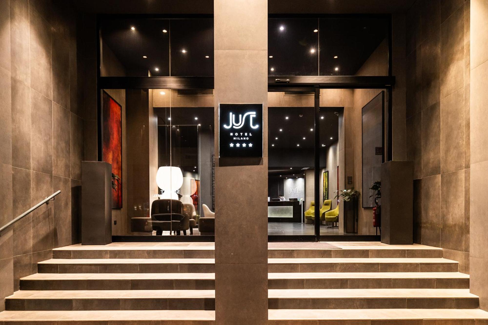 Just Hotel Milano Esterno foto