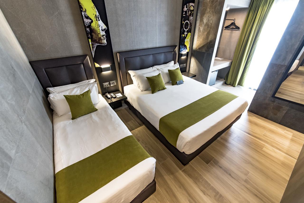 Just Hotel Milano Esterno foto