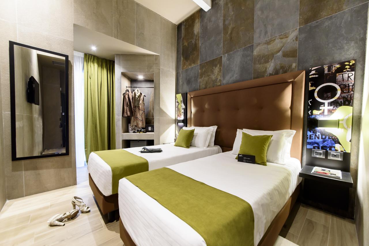 Just Hotel Milano Esterno foto