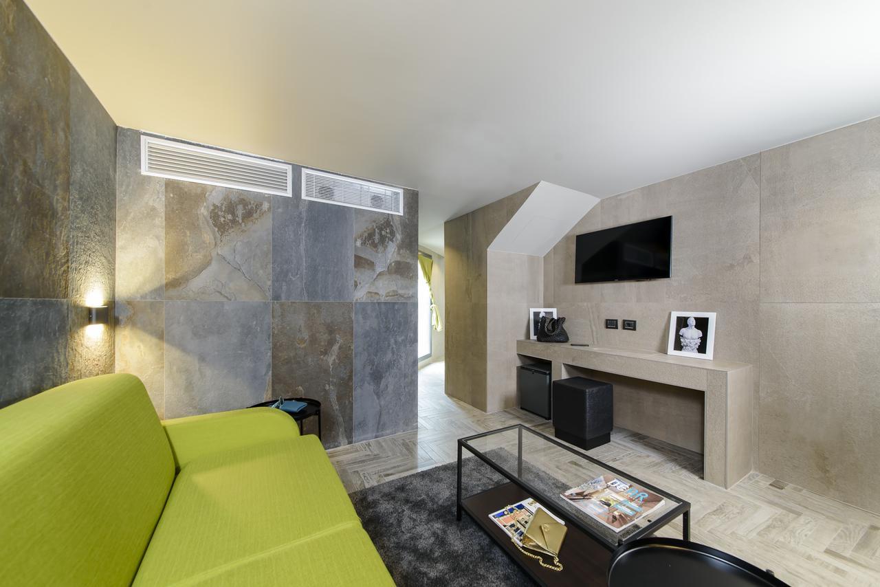 Just Hotel Milano Esterno foto