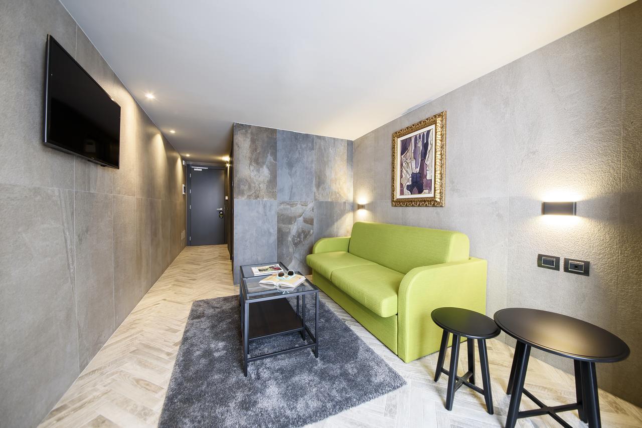 Just Hotel Milano Esterno foto