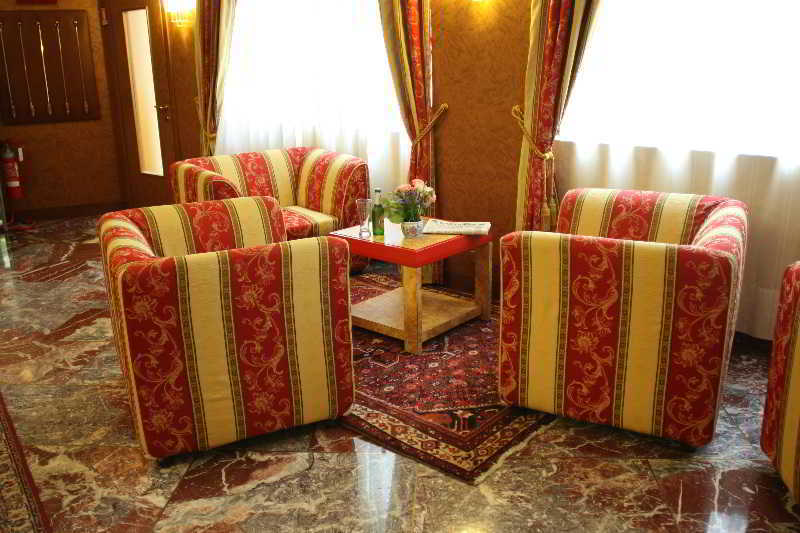 Just Hotel Milano Esterno foto
